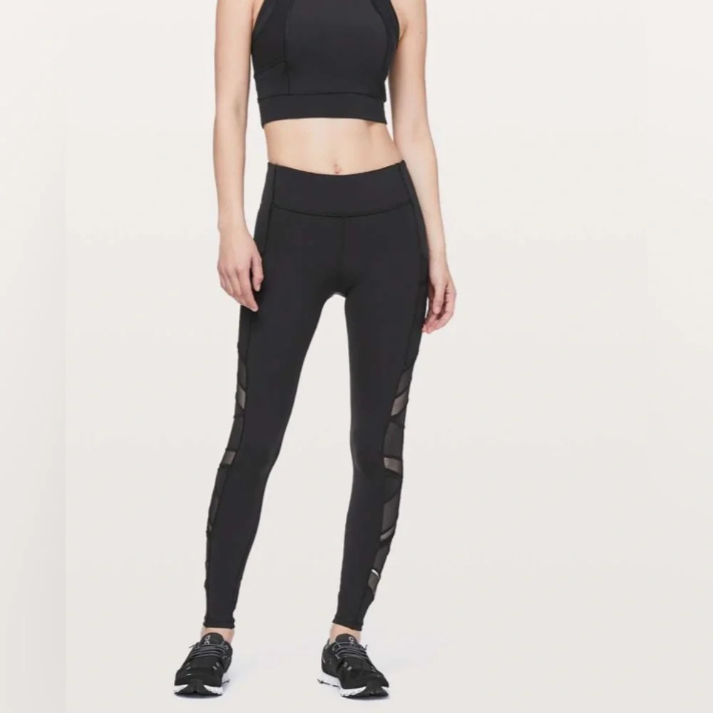 Lululemon speed up tight mesh 28” size 6 - Picture 3 of 11